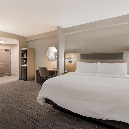 Holiday Inn Express & Suites Lexington By Ihg Exterior photo