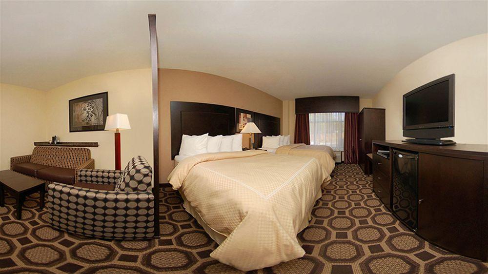 Holiday Inn Express & Suites Lexington By Ihg Exterior photo