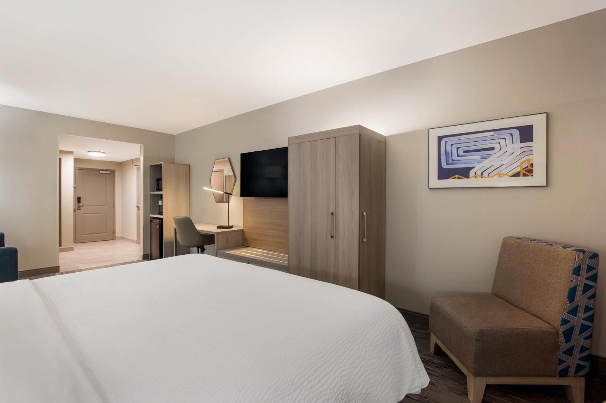 Holiday Inn Express & Suites Lexington By Ihg Exterior photo