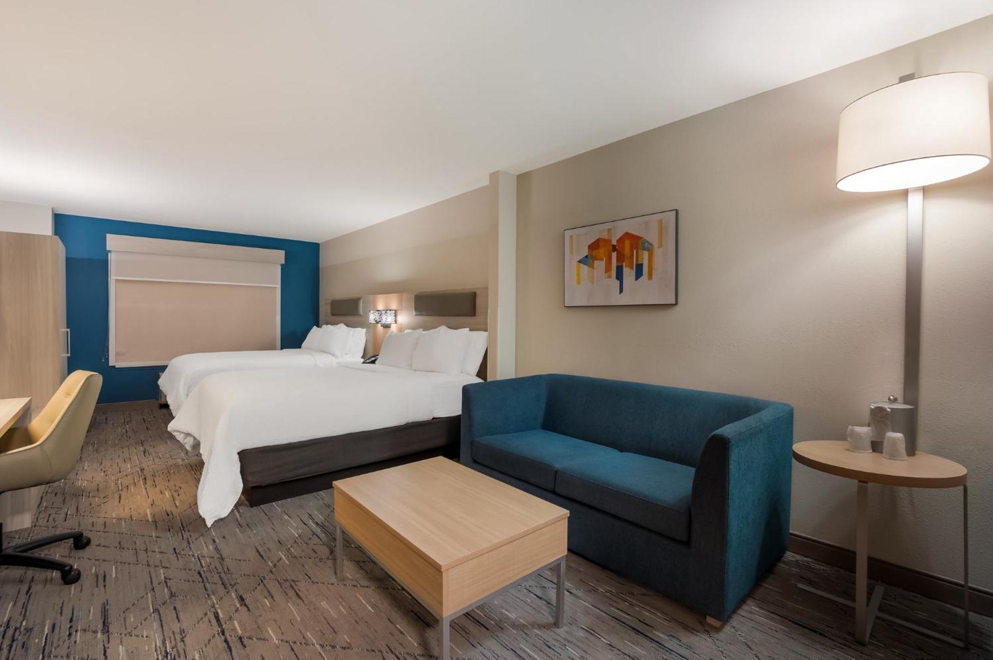 Holiday Inn Express & Suites Lexington By Ihg Exterior photo