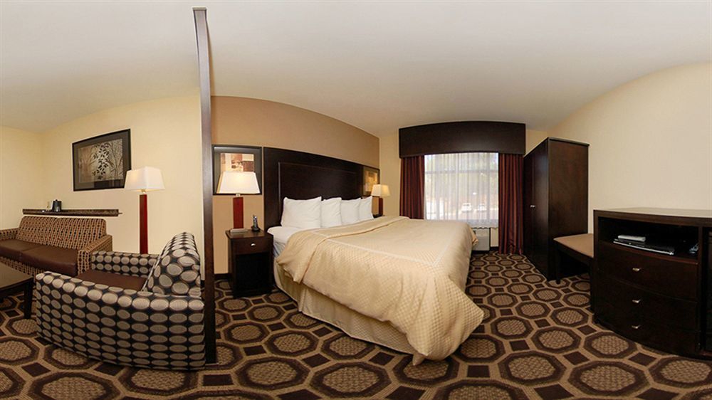 Holiday Inn Express & Suites Lexington By Ihg Exterior photo
